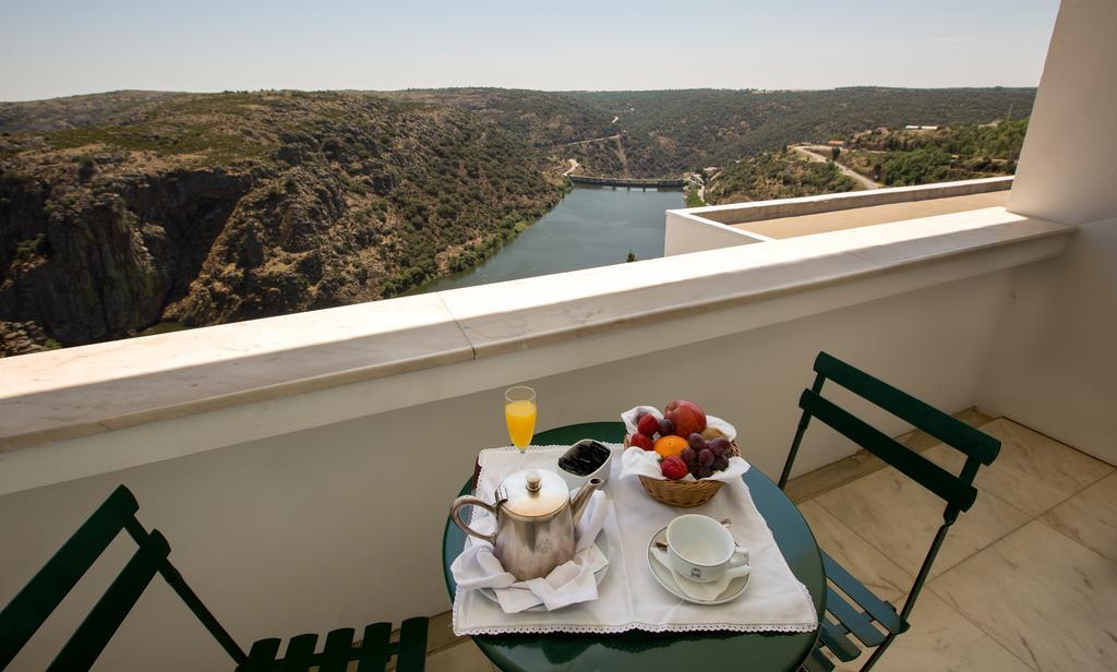 Hotel Parador Santa Catarina Miranda do Douro Eksteriør bilde
