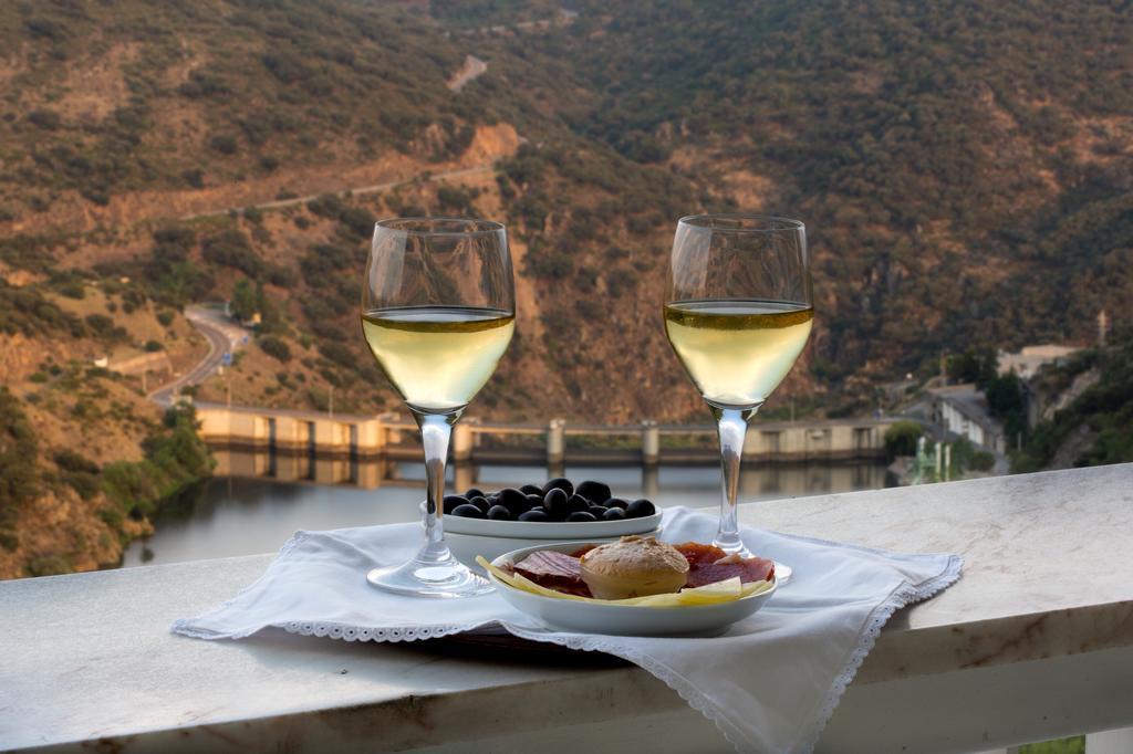 Hotel Parador Santa Catarina Miranda do Douro Eksteriør bilde